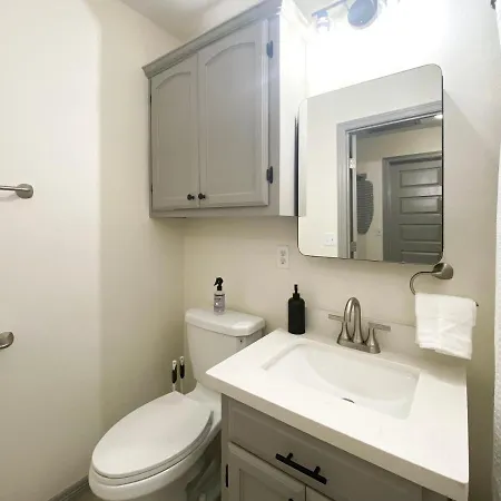 Quiet 2Br 2Ba, Laundry, Wi-Fi, Near Shops & Restos Apartment McAllen Exterior photo